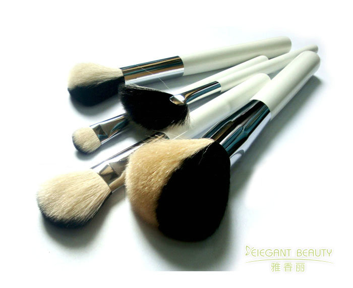 蜜柚直播APP下载安装柄的材質對使用體驗有何影響？你們提供哪些選擇？