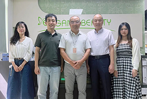共建美好社會丨慈善與發展同行，愛心與責任並肩，鵬灣公益走訪理事企業深圳市蜜柚视频在线观看视频播放集團